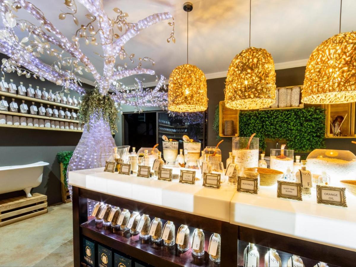 Royal Tree Guest House Почефструм Екстер'єр фото
